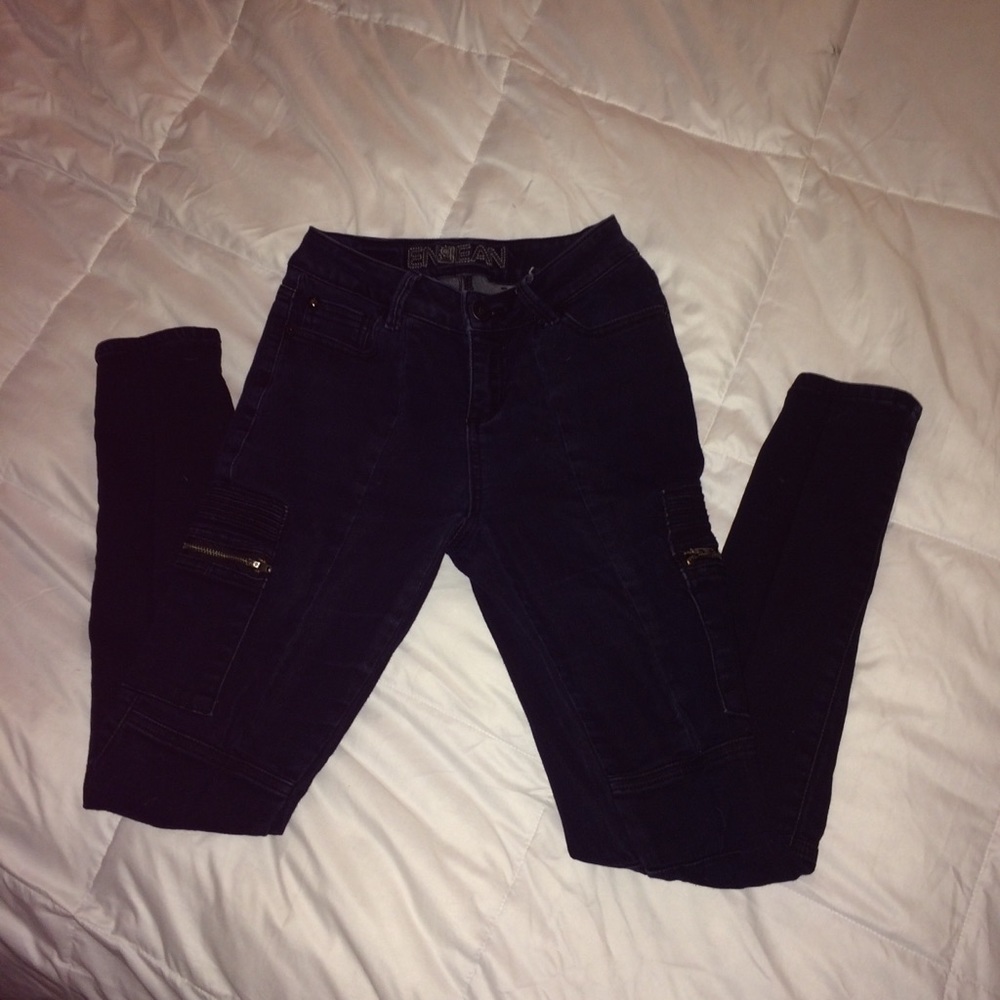 dark blue jeans SIZE 3